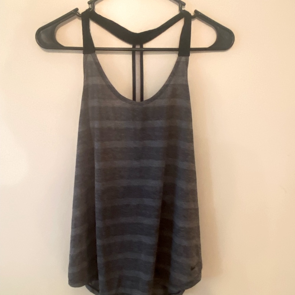 Nike workout tank